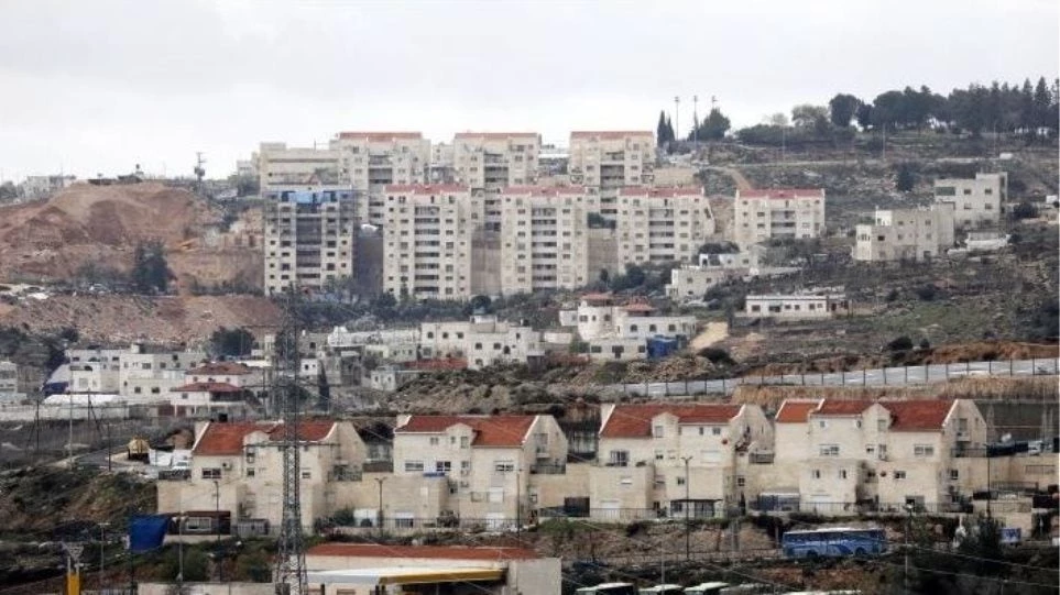 «Λάδι στη φωτιά» της έντασης στη Δυτική Όχθη: Νέους εποικισμούς ενέκρινε η ισραηλινή Βουλή